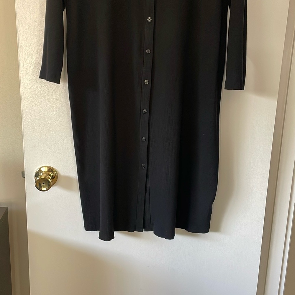 Gap Solid Black Button Down Collared Ribbed Long … - image 4